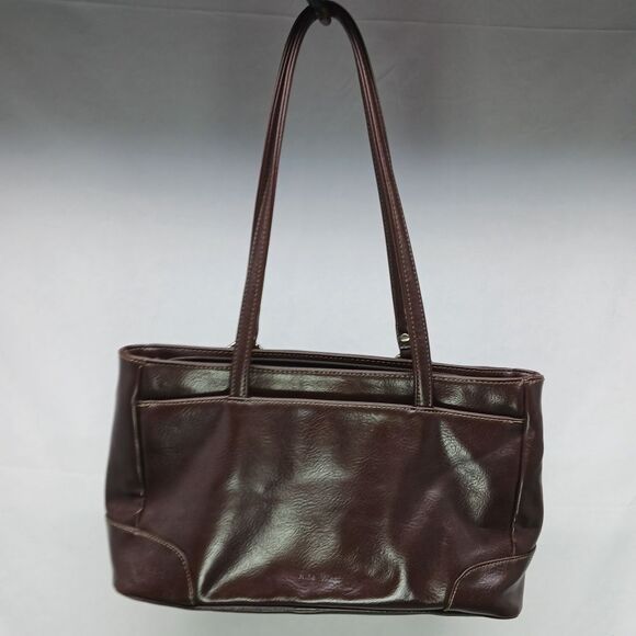 Nine West Accessories Shoulder/Satchel/Tote Bag. Rectangular Body. - Picture 2 of 16